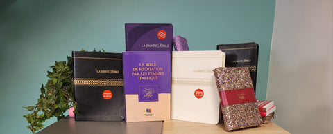 Bibles avec les paroles de Jésus en rouge